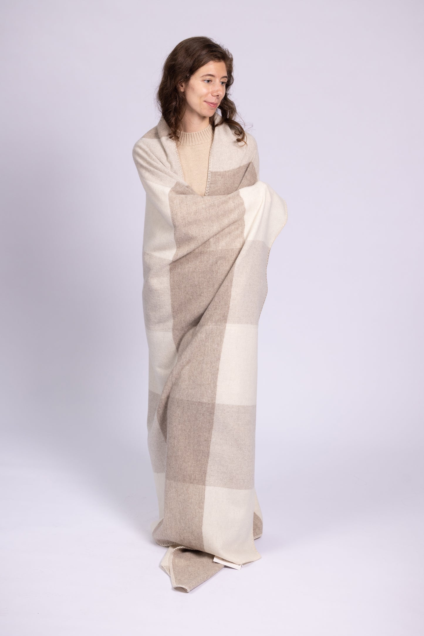 Sheep Wool 100% Throw blanket, plaid