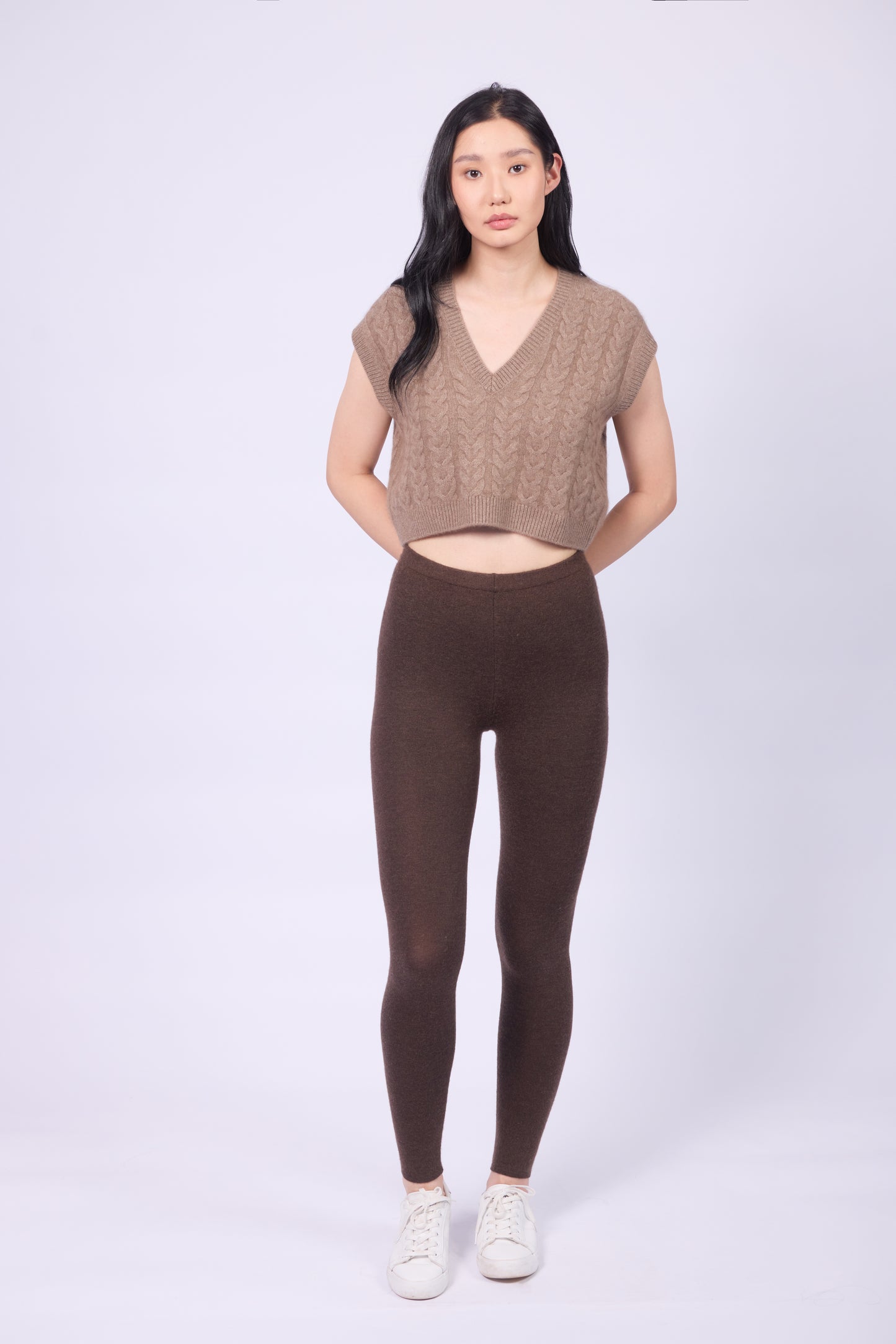 These leggings made of a high-quality cashmere and silk blend, offering a stretchy yet snug fit that provides warmth without being bulky.