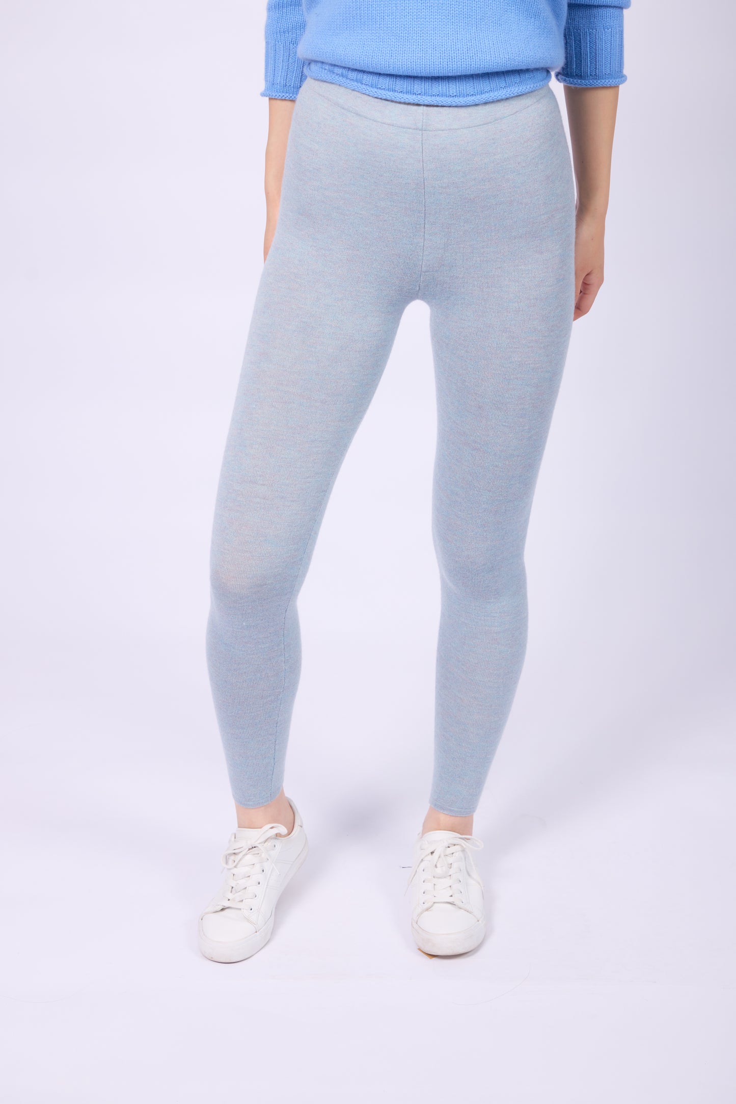 These leggings made of a high-quality cashmere and silk blend, offering a stretchy yet snug fit that provides warmth without being bulky.