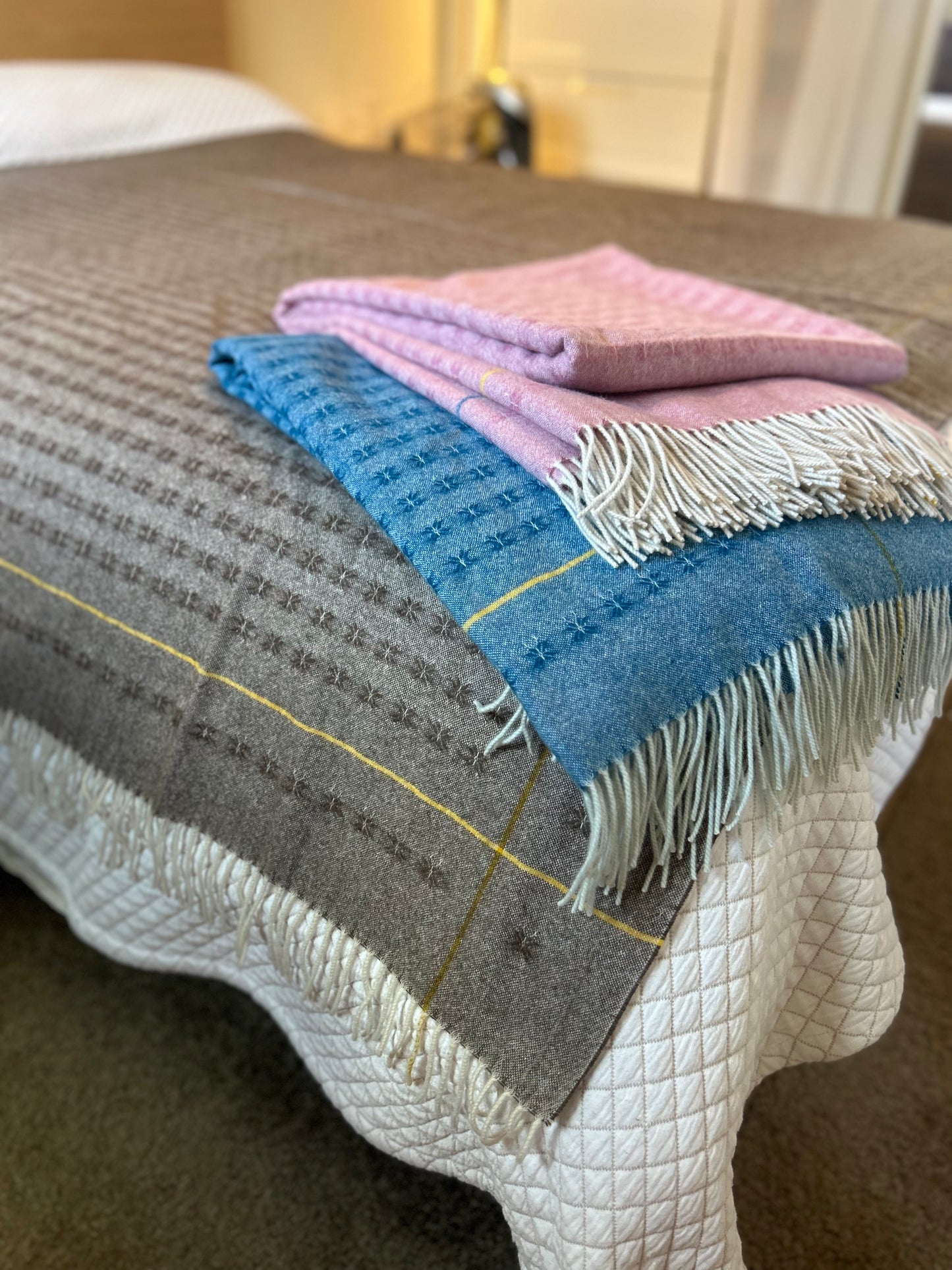 100% Sheep Wool Blanket